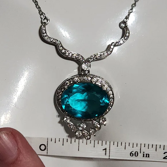 Silver and Blue Pendant Necklace 8ct 3/20/26 - Picture 7 of 9